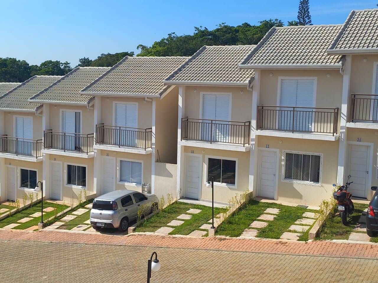 #Eli 11 - Casa para Venda em Cotia - SP